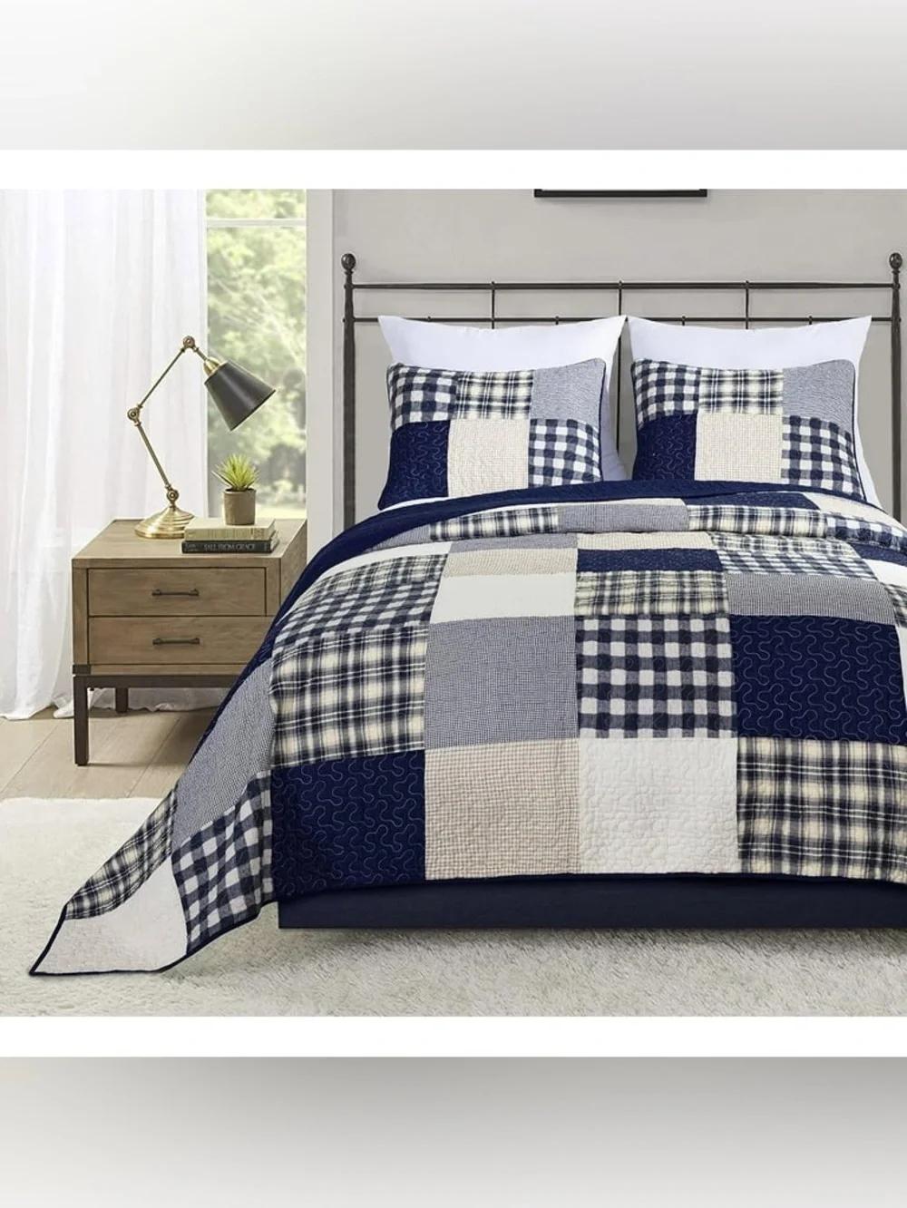 Classic Navy Patchwork king 3 piece Quilt Set 100% cotton